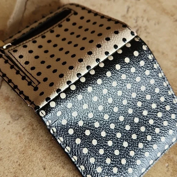 Fossil Polka Dot Small Wallet - Picture 9 of 9